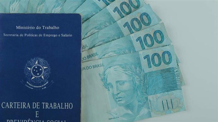 Como calcular e quando é pago o 13º salário?