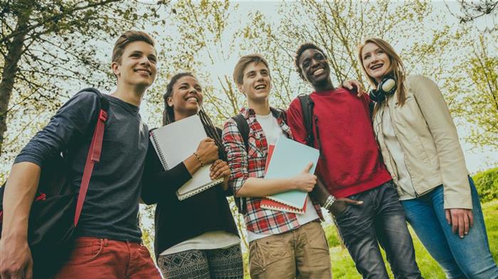 O que é FIES, como participar e quais os requisitos