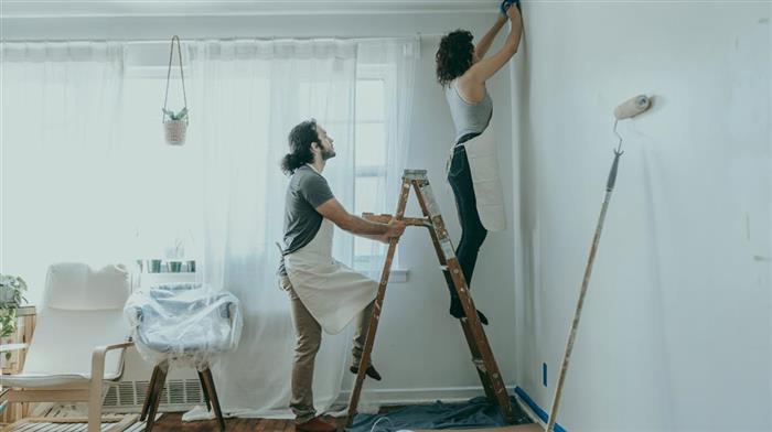 Reforma DIY x Profissionais: comparação de custos e riscos